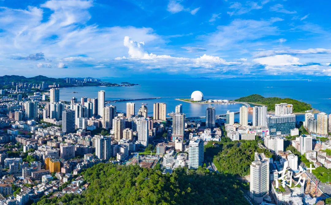 广东之声，播音稿里的地域风情