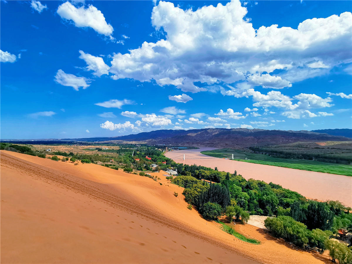 宁夏地域发展的多角度探讨